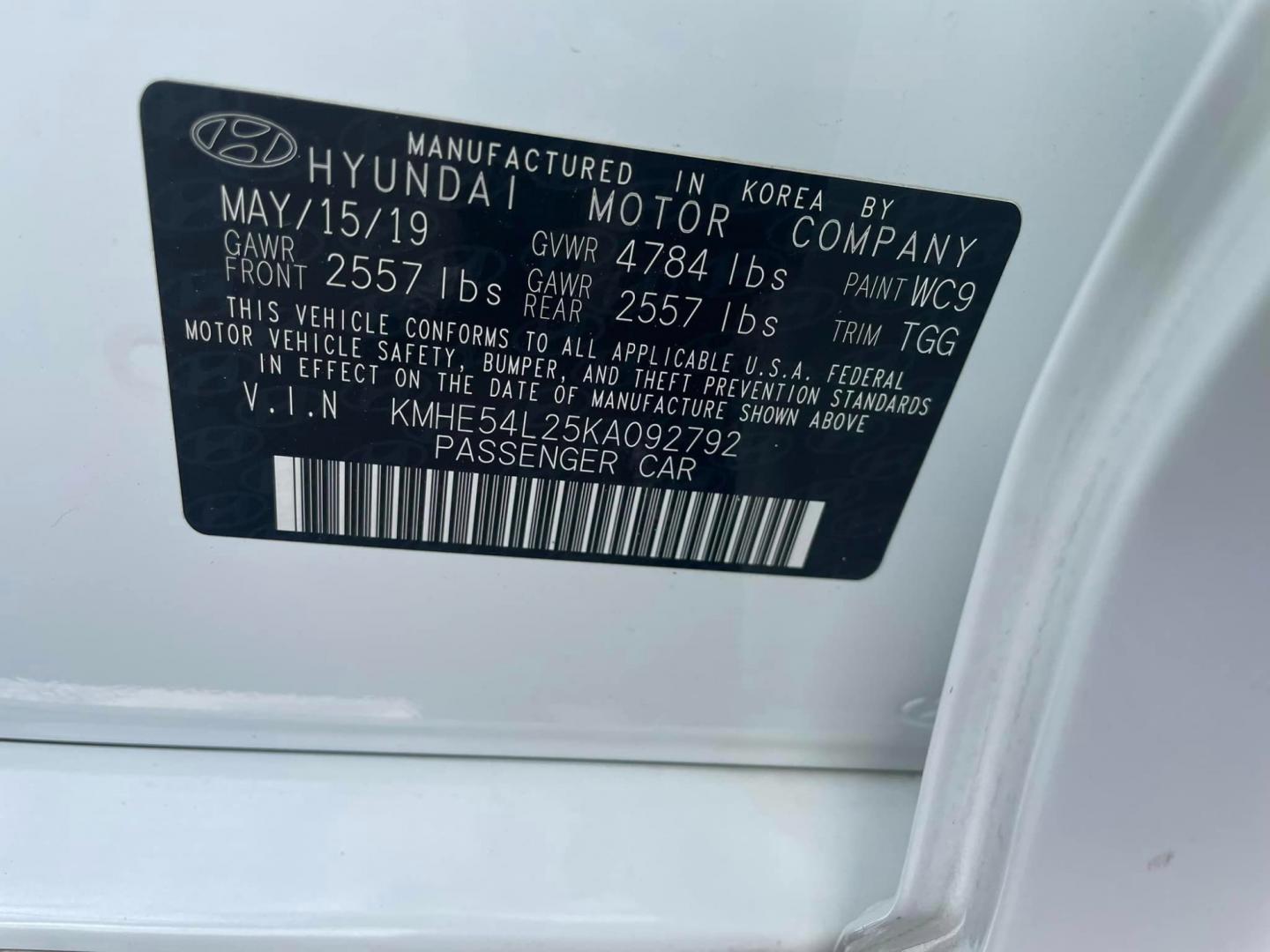 2019 WHITE /GRAY Hyundai Sonata Plug-In (KMHE54L25KA) , located at 744 E Miner Ave, Stockton, CA, 95202, (209) 944-5770, 37.956863, -121.282082 - Photo#8